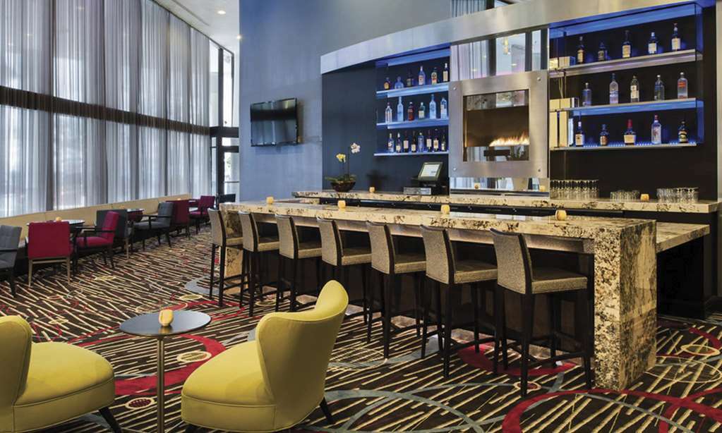 Hilton Grand Vacations Club Chicago Magnificent Mile Otel Restoran fotoğraf